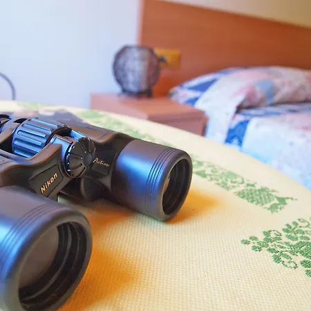 Observatorio De Buitres Mas De Bunyol 발데로브레스