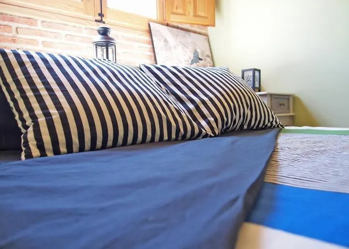 Observatorio De Buitres Mas De Bunyol Valderrobres